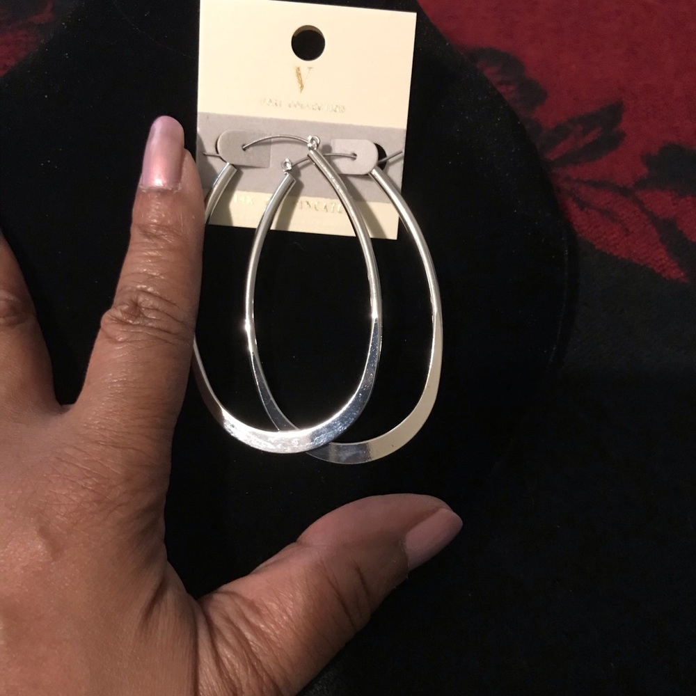 Silver earrings - Picture 2 of 2